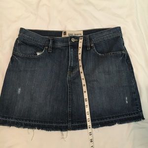 Gap frayed hem denim skirt